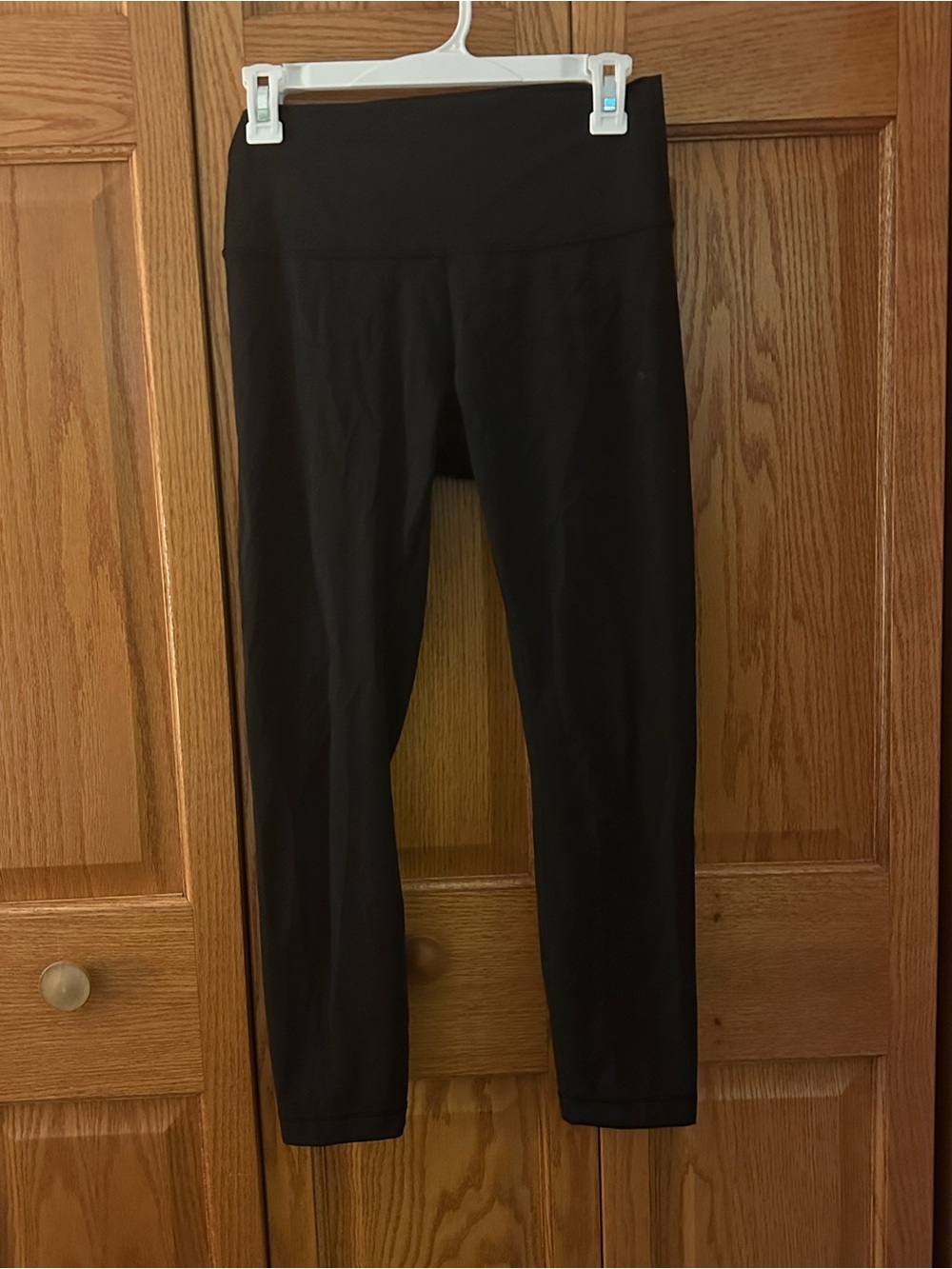 LULULEMON Black Cropped Leggings | Size 8